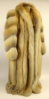 Beautiful Golden Long Island Full Length Fox Fur Coat. Full pelts with suede spacers. Fully lined. Size small/medium. Unsigned. Good condition or bett