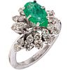 RING WITH EMERALD AND DIAMONDS IN 14K WHITE GOLD 1 Pear cut emerald ~1.30 ct, Brilliant cut diamonds ~1.20 ct | ANILLO CON ESMERALDA Y DIAMANTES EN OR