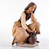 Classic Water Carrier 1013525 - Lladro Porcelain Figurine