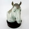 Derby Winner w/Base 1005544 - Lladro Porcelain Figurine