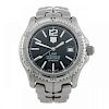 TAG HEUER - a gentleman's Link bracelet watch. Stainless steel case with calibrated bezel. Reference