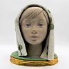 Girl's Head 1011003 - Lladro Porcelain Figurine with Base