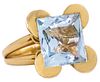 French Ring in 18 kt gold with a 7.46 cts aquamarine