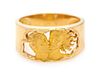 * An 18 Karat Yellow Gold Promesa Ring, Carrera y Carrera, 5.80 dwts.