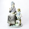 A Visit With Granny 1005305 - Lladro Porcelain Figure