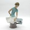 Julia 1001361 - Lladro Porcelain Figurine