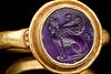 ROMAN GOLD RING WITH AMETHYST INTAGLIO DEPICTING SPHINX