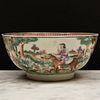 Small Chinese Export Porcelain 'Foxhunting' Bowl