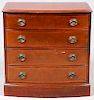 MAHOGANY FOUR DRAWER BACHELOR CHEST C1940