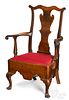 Pennsylvania Queen Anne walnut close chair
