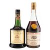 Lote de Cognac. a) Prince Hubert de Polignac. b) Château Paulet. En presentaciones de 730 ml. y 750 ml. Total de piezas: 2.