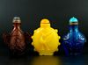 Three Chinese Glass Snuff Bottles. 中国玻璃鼻烟壶