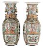 Pair Rose Medallion Floor Vases 双狮双耳开光花鸟人物象腿瓶一对，高32.5英寸，19世纪，中国