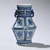 Blue and White Vase 螭龙双耳菱形蕉叶卷草佛宝纹青花瓶，高10.375英寸，中国