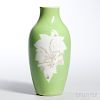 Light Green-glazed Vase 绿釉白叶象腿瓶,高8.25英寸,18/19世纪,中国