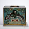 Portable Cloisonne Mahjong Box 景泰蓝麻将盒,高7.75英寸,宽9.625英寸,深7.5英寸,18/19世纪,中国