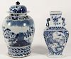 2 PIECE MISCELLANEOUS LOT OF CHINESE BLUE AND WHITE POCELAIN