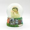 TM & FW & Co. Beatrix Potter Snow Globe, Mrs. Tiggy-Winkle