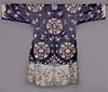 EMBROIDERED SILK ROBE, CHINA, LATE 19TH-EARLY 20TH C