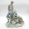 Couple Pastoral 1004669 - Lladro Porcelain Figurine
