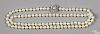 Pearl necklace with a 14K white gold clasp and 7.5mm pearls