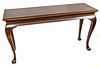 QUEEN ANNE STYLE MAHOGANY CONSOLE TABLE, 20TH C, H 32", L 59.5"
