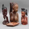 LOTE DE ESCULTURAS Y CAJA. ÁFRICA, SXX. Figuras de bustos femeninos y rombo. Talla en madera. De 4 a 29 cm de altura. Piezas: 4.