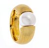 South Sea pearl tension ring GG 750/000 brushed, with an excellent white South Sea pearl 10,1 mm,