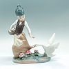 Aggressive Goose 1001288 - Lladro Porcelain Figurine