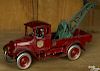 Arcade cast iron International Harvester wrecker truck with a Weaver tow rig, 10'' l.