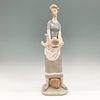 Mother and Child 1004575 - Lladro Porcelain Figurine