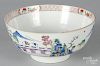 Chinese export porcelain bowl
