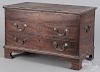 George III mahogany small chest, late 18th c.