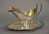 Silver gravy boat with tray, marked: 835, lg