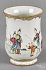 Chinese export porcelain mug, early 19th c., 5 1/4'' h.