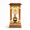French Empire-Restoration "de pórtico" clock in root wood a Reloj de sobremesa "de pórtico" francés Imperio-Restauració