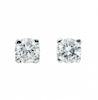 Diamonds stud earrings Pendientes dormilonas de diamantes