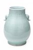 Chinese Celadon porcelain vase, first third of the 20th Cen Jarrón chino en porcelana celadón, del primer tercio del si