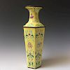A FINE CHINESE YELLOW ENAMELLED VASE. 19C