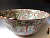 A LARGE CHINESE ANTIQUE  FAMILLE ROSE PORCELAIN BOLW. 19C