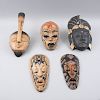 Colección de máscaras. Orígen africano y una Tailandesa, siglo XX. Tallas en madera con policromía. Piezas: 5