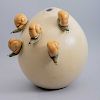 Sergio Bustamante. Huevo con caracoles. Cerámica policromada. Firmada. 29 x 28 x 25 cm
