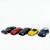 Lote de autos a escala. Consta de: a) Lykan Hypersport, Rojo,1:18 Furious 7 b) Dodge Charger 1970, Negro, Hot Wheels. Piezas: 5