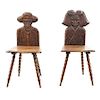 Lote de 2 sillas. Francia. Siglo XX. En talla de madera de roble. Con respaldos antropomorfos a manera de campesinos.
