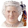 QUEEN ELIZABETH II D7256 (JUG OF THE YEAR 2006) - LARGE - ROYAL DOULTON CHARACTER JUG