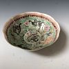 A FINE CHINESE ANTIQUE FAMILLE ROSE BOWL