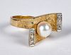 14K gold diamond and pearl ring, size 5 1/2