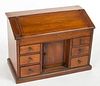 AMERICAN, PROBABLY NEW ENGLAND, FEDERAL INLAID MAHOGANY KNEEHOLE DESK / DRESSING TABLE