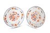 A PAIR OF 18TH CENTURY CHINESE PORCELAIN PLATES, 
