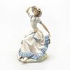Lladro Figurine Of Elegant Lady, Zaphir Model 1982